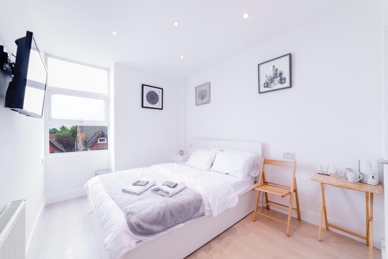 Quiet cosy rooms Harrow Extérieur photo