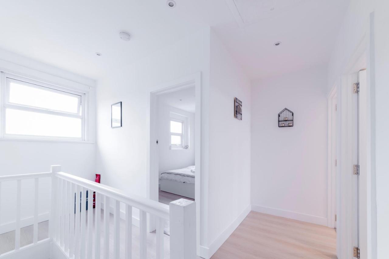 Quiet cosy rooms Harrow Extérieur photo